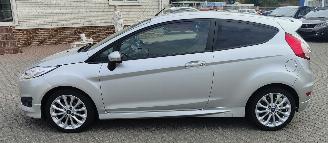 Ford Fiesta Ford Fiesta 1,6 TDCi 70kW Titanium ( 95 gr co2 ) picture 2