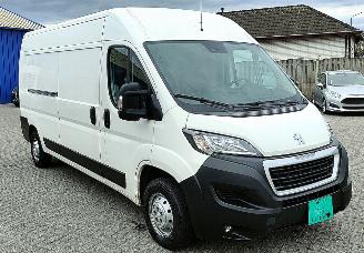 Peugeot Boxer Peugeot Boxer lang 3 hoog 2 335 L3H2 Asphalt BlueHDi picture 3