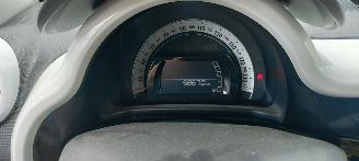Renault Twingo Renault Twingo Intens airco navi pdc picture 11