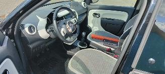 Renault Twingo Renault Twingo Intens airco navi pdc picture 9