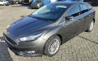 begagnad bil auto Ford Focus Ford Focus Lim. Cool & Connect 2018/4