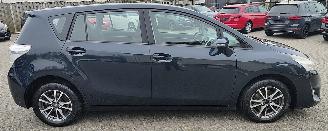 Toyota Corolla Toyota Verso Executive 2 liter d4d picture 6