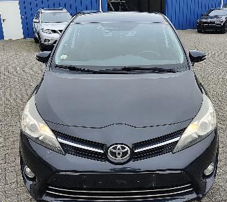 Toyota Corolla Toyota Verso Executive 2 liter d4d picture 8