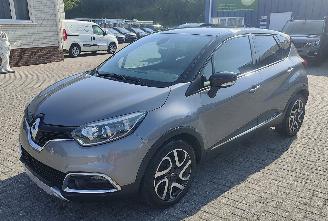 okazja samochody osobowe Renault Captur Renault Captur Luxe lederen bekleding, navigatie en achteruitrijcamera, in topconditie. 2015/3