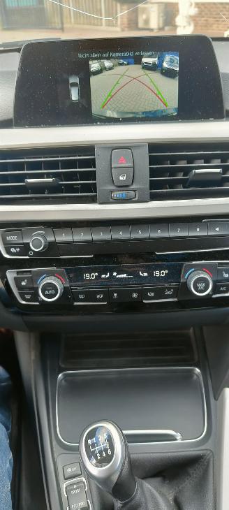 BMW 3-serie BMW 318 3 Touring 318 i Advantage picture 11