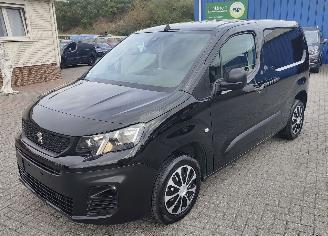 Käytettyjen commercial vehicles Peugeot Partner peugoet partner allure asphalt 2020/4