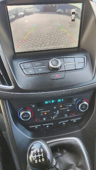 Ford C-Max FORD C-Max C-MAX Titanium picture 15