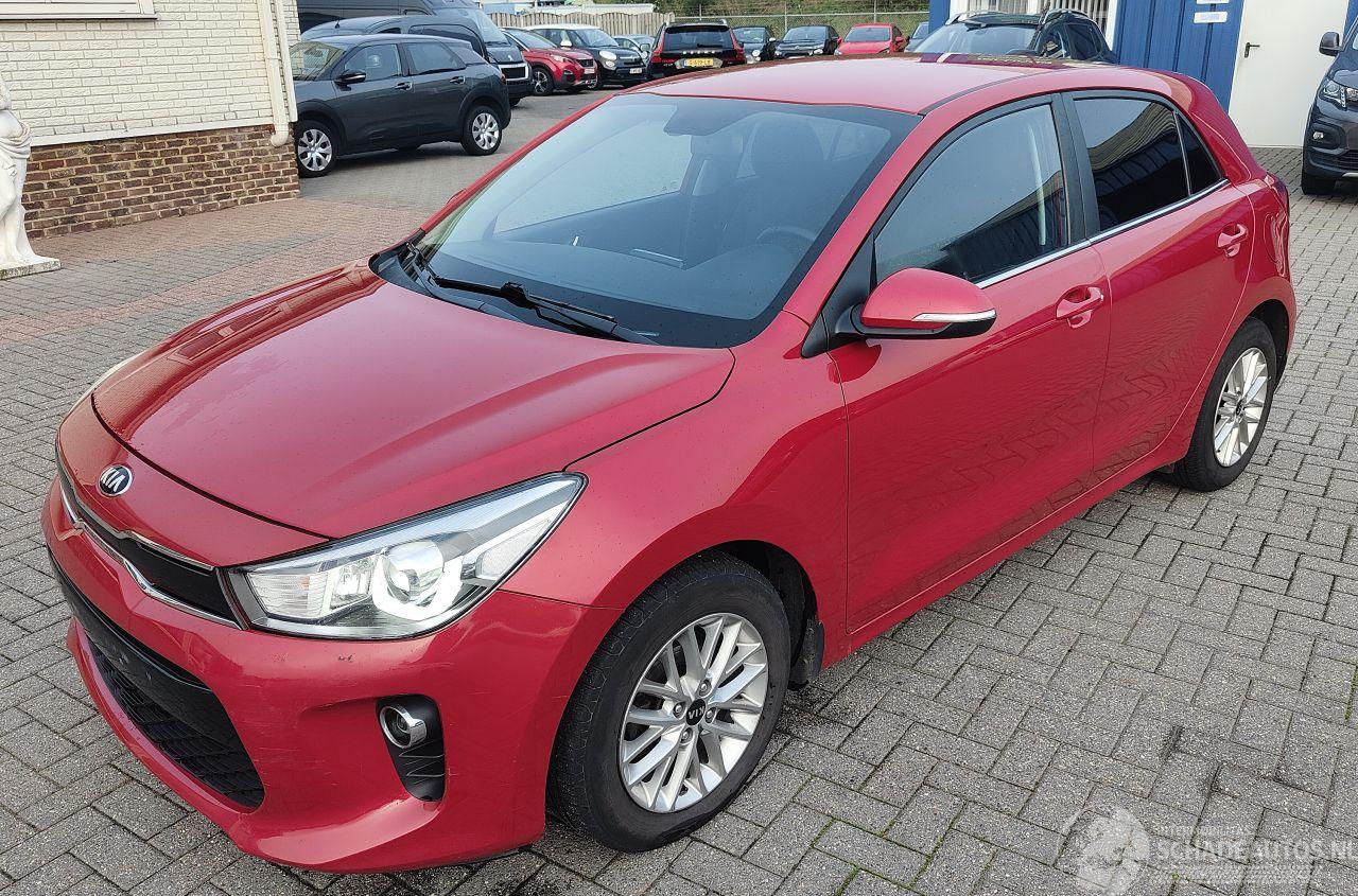 Kia Rio Kia Rio Edition 7 automaat 1.4 navigatie camera