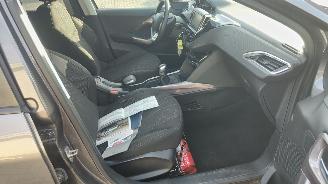 Peugeot 2008 PEUGEOT 2008 Style – klimaatregeling, navigatie picture 16