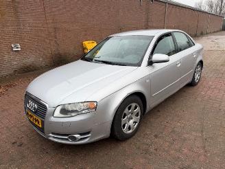 Unfallwagen Audi A4  2005/8