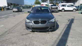 Voiture accidenté BMW 5-serie  2005/7