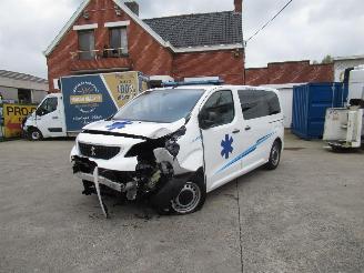 Vaurioauto  commercial vehicles Peugeot Expert AMBULANCE 2022/6
