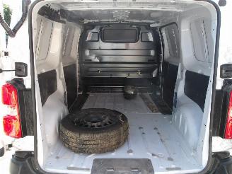 Peugeot Expert  picture 16