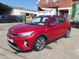 krockskadad bil auto Kia Stonic  2021/7