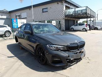 Vaurioauto  passenger cars BMW 3-serie M-PAKKET 2020/9