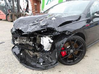 Volkswagen Golf GTI picture 11