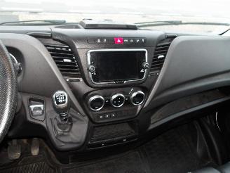 Iveco Daily 35 S16 picture 17