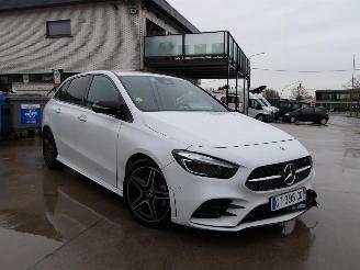 skadebil auto Mercedes B-klasse  2023/12