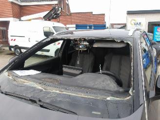 Peugeot 5008 HYBRID ALLURE picture 13