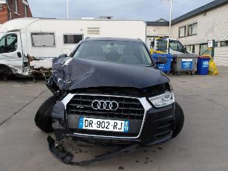 Schadeauto Audi Q3 2..0  QUATRO 2015/5