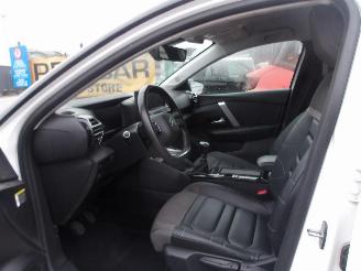 Citroën C4 1.2 THP PURE TECH picture 17