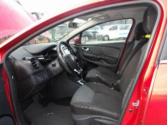 Renault Clio  picture 16