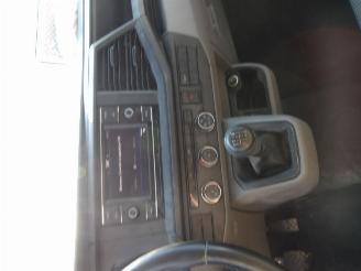 Volkswagen Transporter T6 picture 22