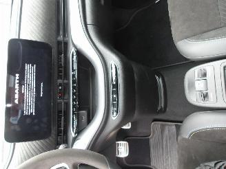 Fiat 500E ABARTH picture 18