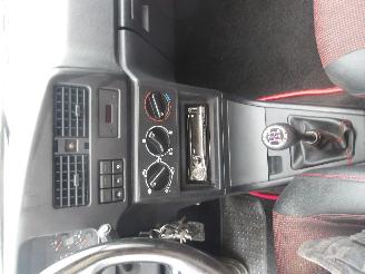 Peugeot 309 GTI picture 16