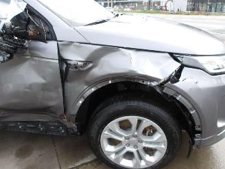 Land Rover Discovery Sport 2.0 P200 picture 13
