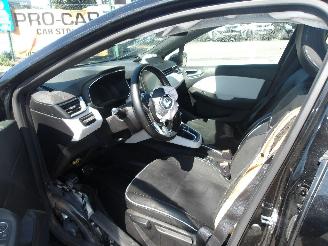 Renault Clio  picture 2