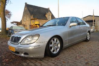 Coche accidentado Mercedes S-klasse 320 CDI SEDAN MET OA LEER, CLIMA, SCHUIFDAK, NAVI ENZ 2000/2