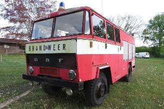 krockskadad bil vrachtwagen DAF Overige V1600 DD358 4x4 UITVOERING TYPE VOERTUIG TS10 HD220 T2700 OPBOUW KRONENBURG 1970/2