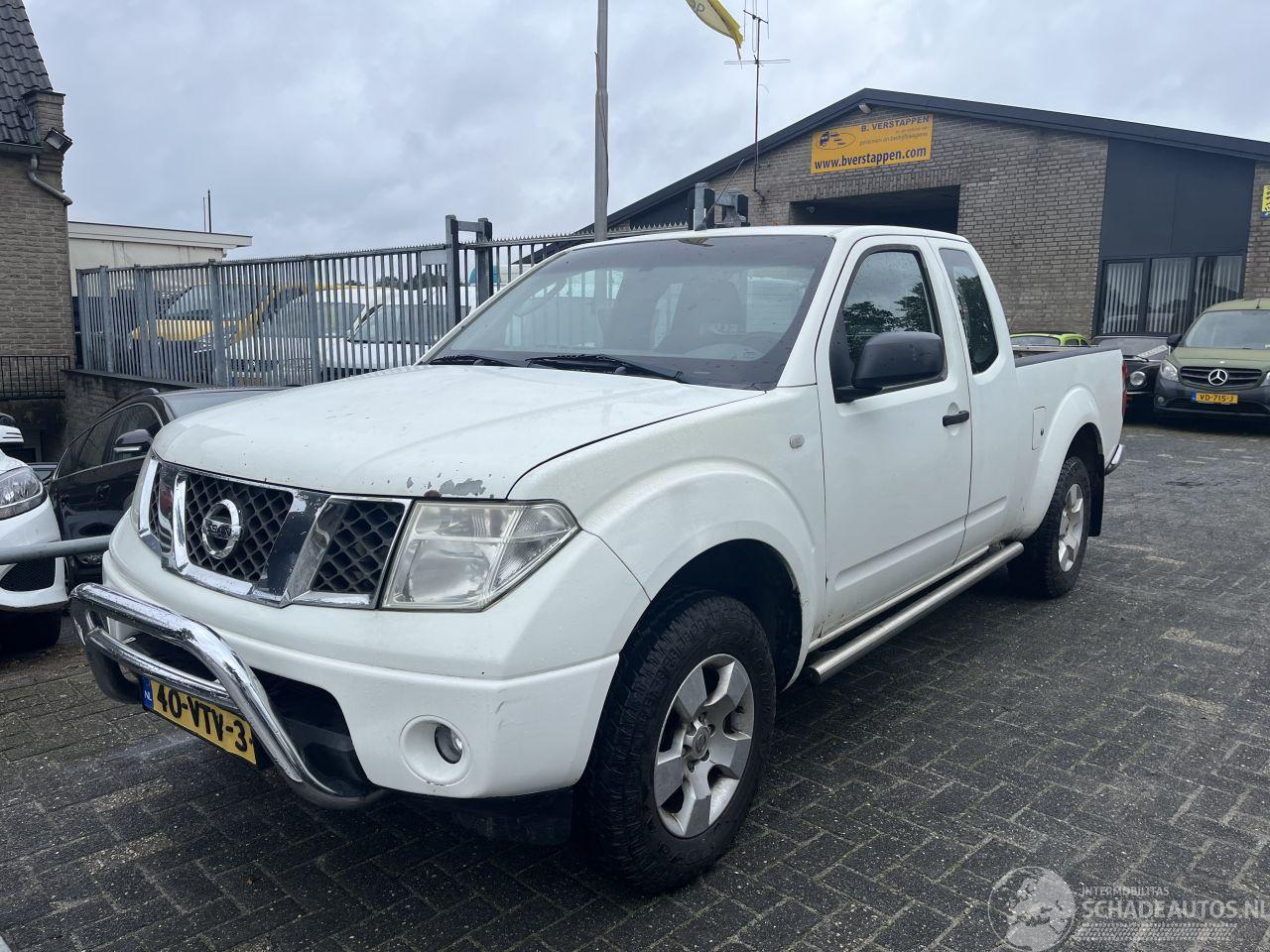 Nissan Navara 2.5 DCI KING CAB 4WD DPF 4X4