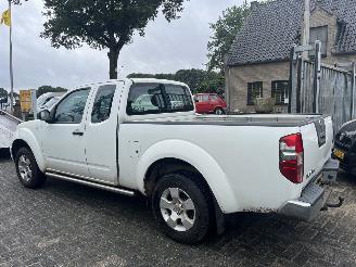 Nissan Navara 2.5 DCI KING CAB 4WD DPF 4X4 picture 4