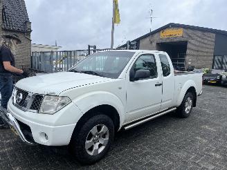 Nissan Navara 2.5 DCI KING CAB 4WD DPF 4X4 picture 2