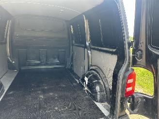 Volkswagen Transporter 2.0 TDI L1/H1 AIRCO 75 KW picture 24
