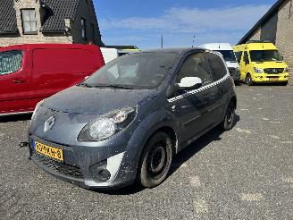 skadebil auto Renault Twingo 1.5 dCi Collection AIRCO, N.A.P. ENZ MOTOR SCHADE ! 2011/2
