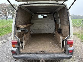 Volkswagen Transporter 1.9 TD 50KW picture 17