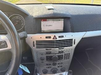 Opel Astra STATION WAGON 1.7 CDTI BUSINESS picture 13