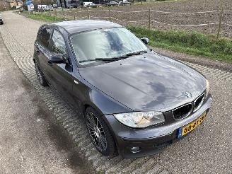BMW 1-serie 118i High Executive automaat picture 24