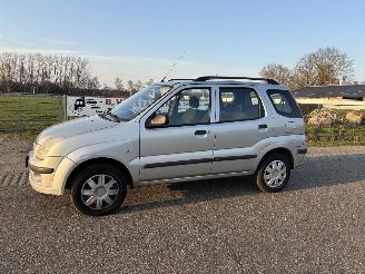 Suzuki Ignis 1.5-16V GLX AUTOMAAT AIRCO picture 3