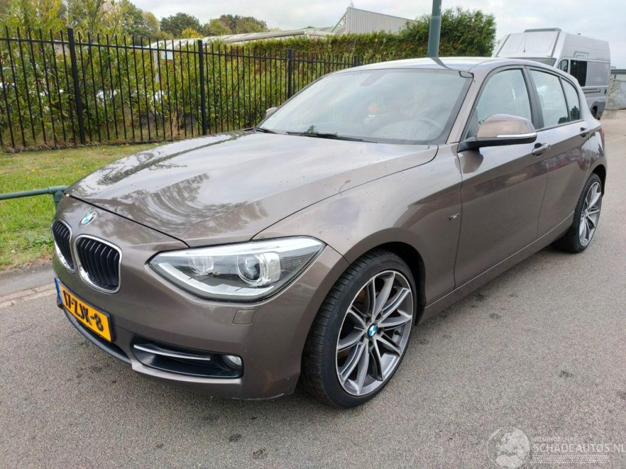 BMW 1-serie 114 I SPORT