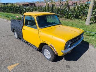 Avarii autoturisme Mini Clubman bloembak voor reclame en of decoratie 1979/1