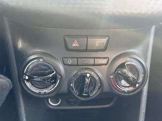 Peugeot 2008 1.2 PureTech Blue Lion AUTOMAAT, PANORAMA DAK, AIRCO, PDC, N.A.P. ENZ picture 12