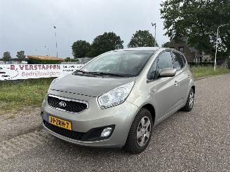 škoda osobní automobily Kia Venga 1.4 CVVT Plus Pack NAVIGATIE, AIRCO, CAMERA ENZ 2013/1