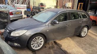 Damaged car Opel Insignia SPORTS TOURER SW 2012/6