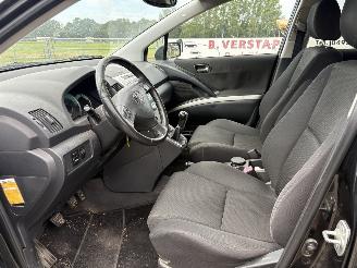 Toyota Corolla-verso 1.8 VVT-i Luna AIRCO 5 PERSOONS UITVOERING picture 5