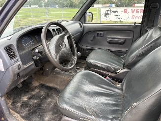 Toyota Hilux 2.5 d4-d 90 extra, open laadbak / pick-up 137,000 km N.A.P. picture 5