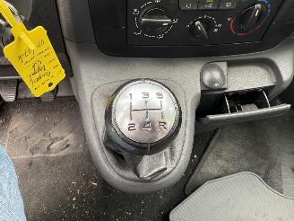 Peugeot Expert 227 1.6 HDI L1H1 Pro MOTOR SCHADE !!! MOTOR UNFAL !!! picture 11